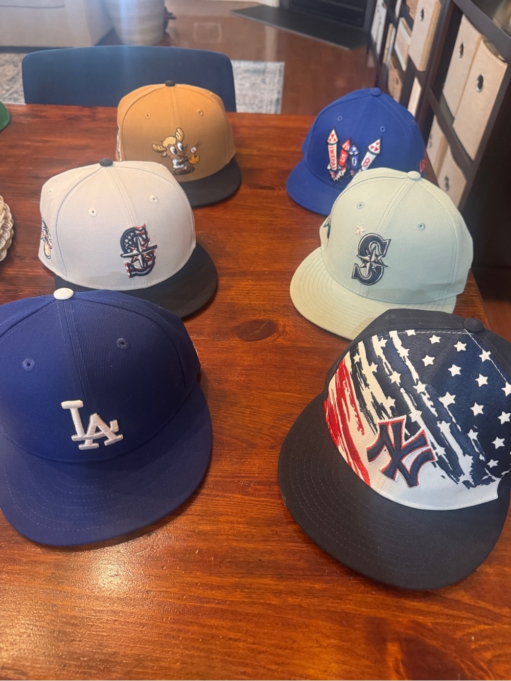 MLB hats. 🧢 selling as a set